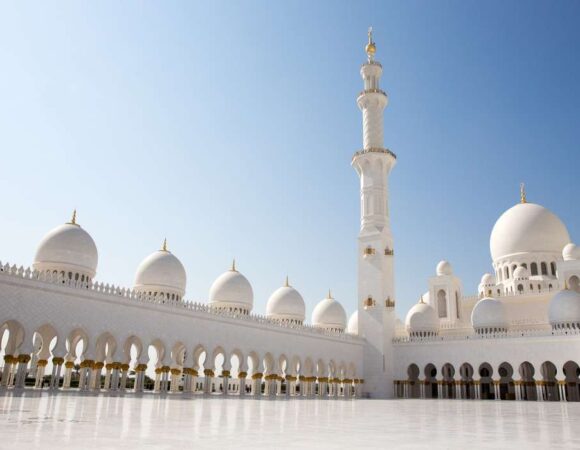 Discover Dubai & Abu Dhabi – 6 Days